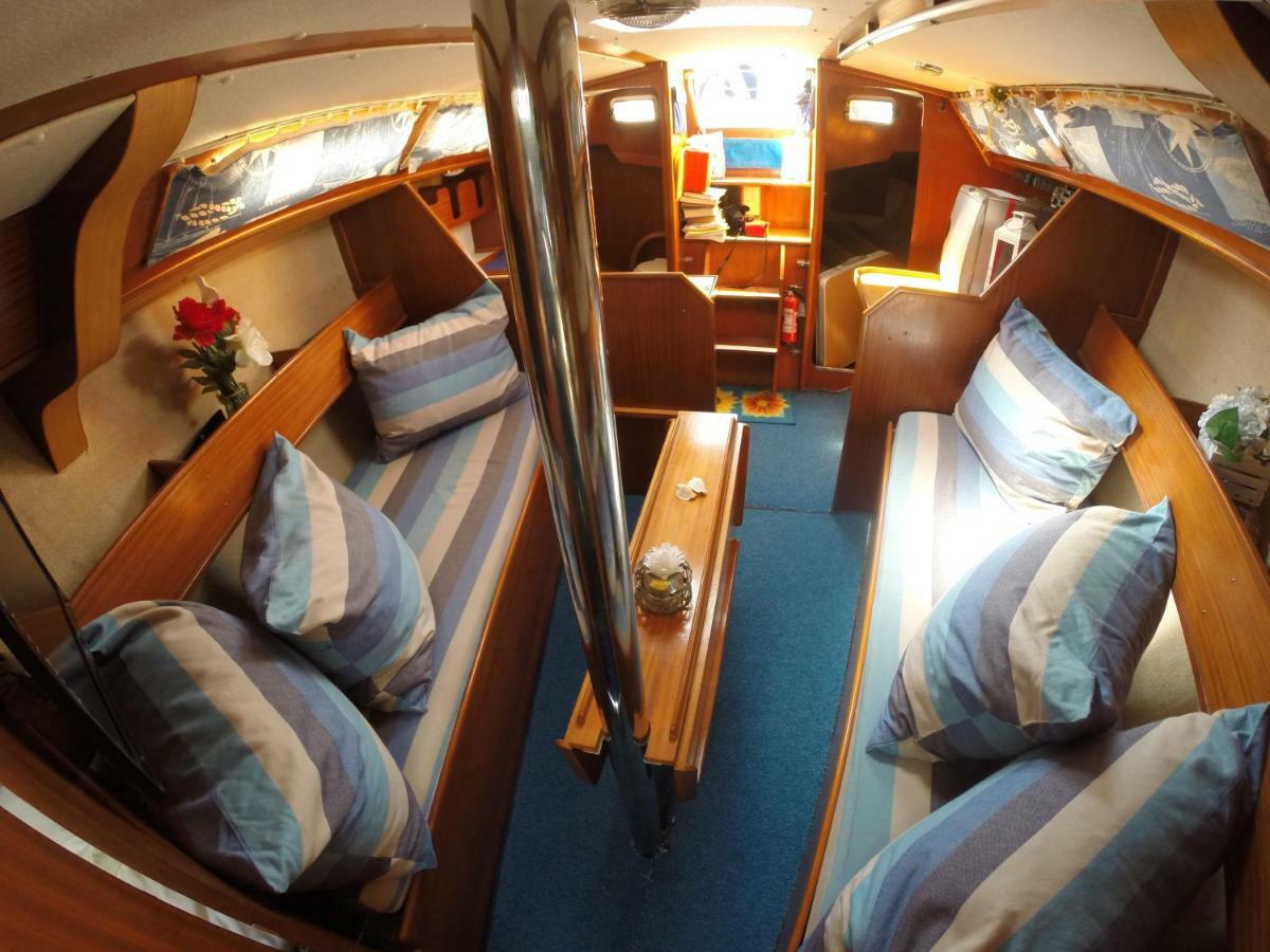 Yacht Suite مارينا دي غروسيتو المظهر الخارجي الصورة