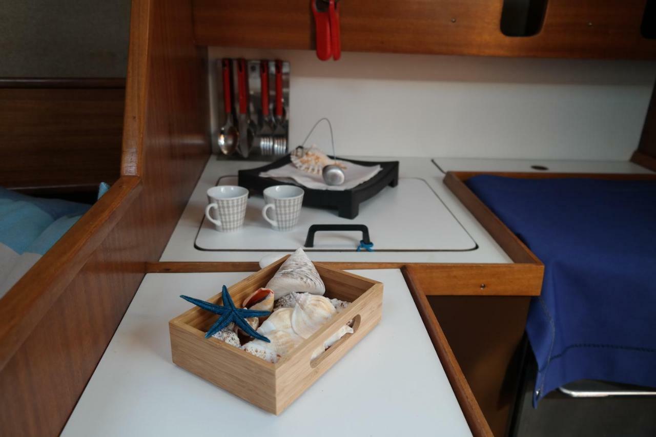 Yacht Suite مارينا دي غروسيتو المظهر الخارجي الصورة