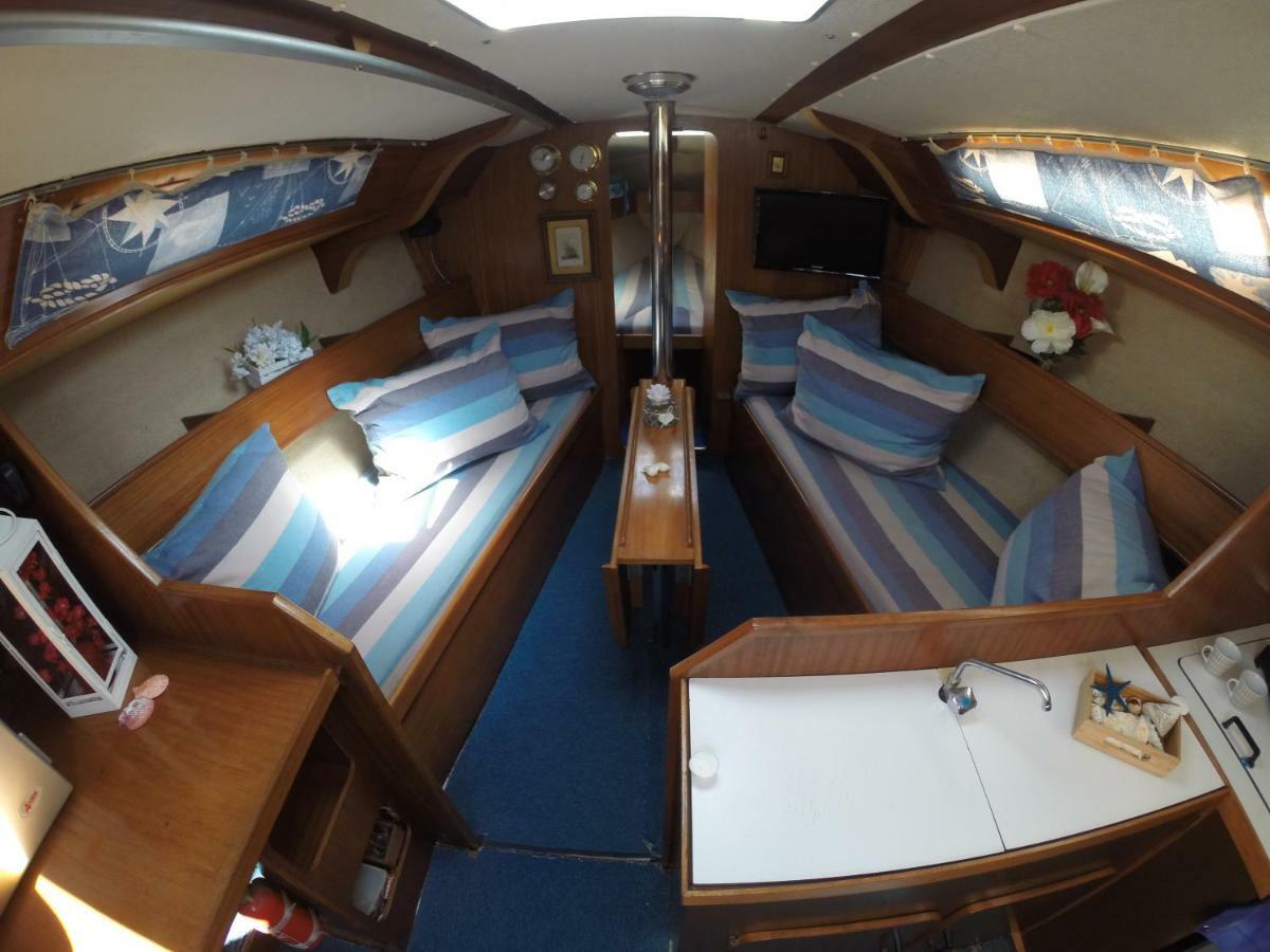 Yacht Suite مارينا دي غروسيتو المظهر الخارجي الصورة