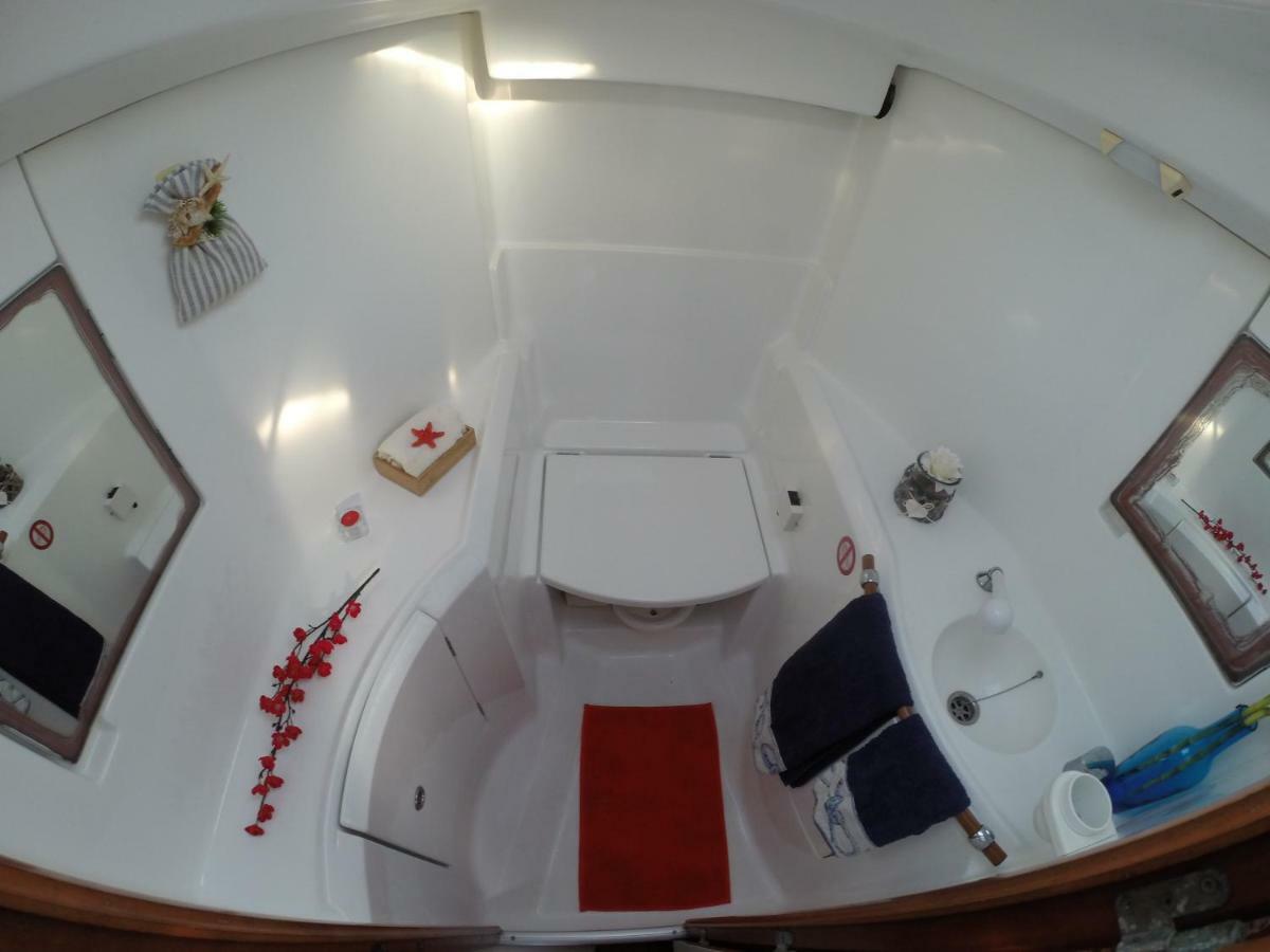 Yacht Suite مارينا دي غروسيتو المظهر الخارجي الصورة